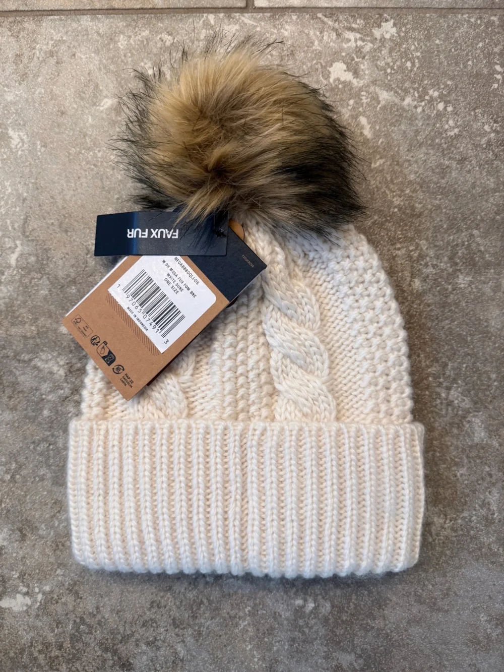 Women’s NWT The North Face Oh-Mega Fur Pom Beanie Cream One Size